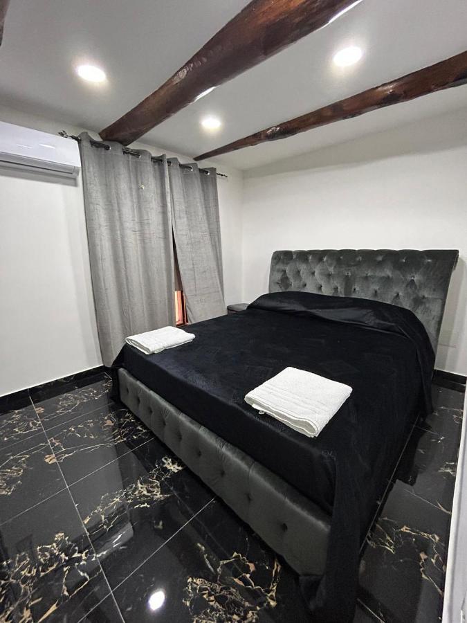 Giovanni Luxury Suites 나폴리 외부 사진