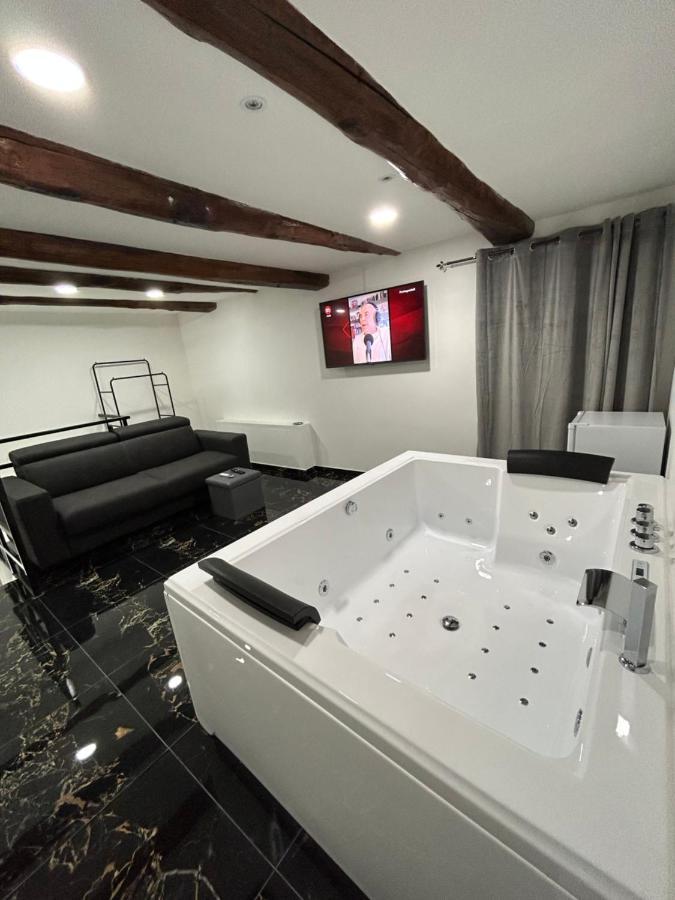 Giovanni Luxury Suites 나폴리 외부 사진