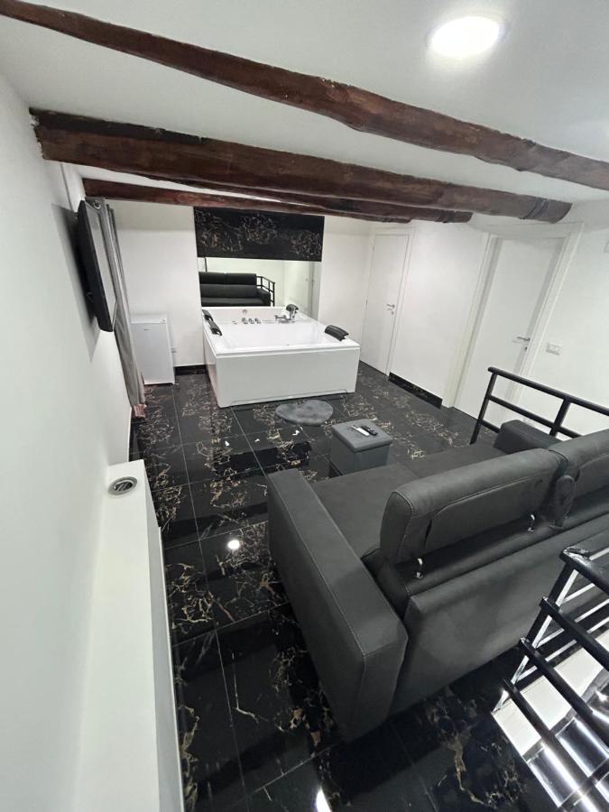 Giovanni Luxury Suites 나폴리 외부 사진