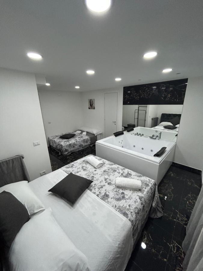 Giovanni Luxury Suites 나폴리 외부 사진