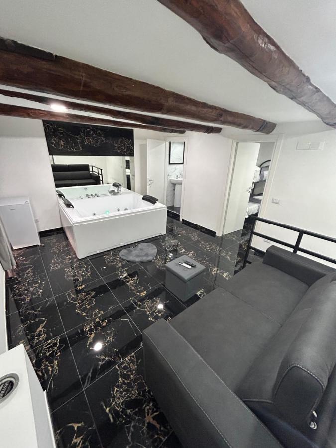 Giovanni Luxury Suites 나폴리 외부 사진