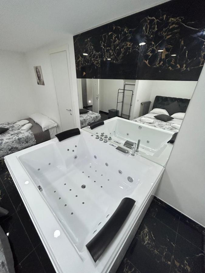 Giovanni Luxury Suites 나폴리 외부 사진