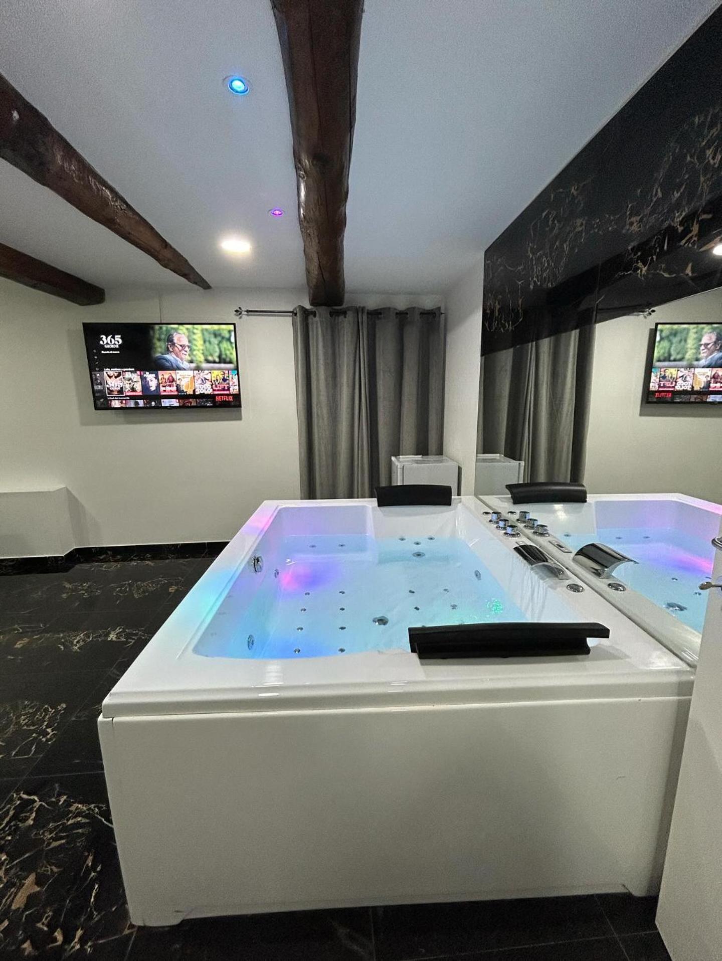 Giovanni Luxury Suites 나폴리 외부 사진